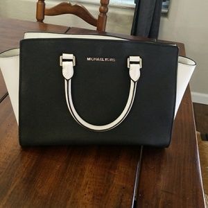 Michael Kors Black and White Selma Saffiano